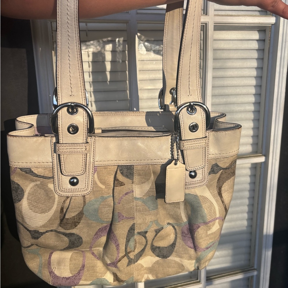 Coach Signature Canvas Tote Bag - Multicolor - Picture 9 of 11